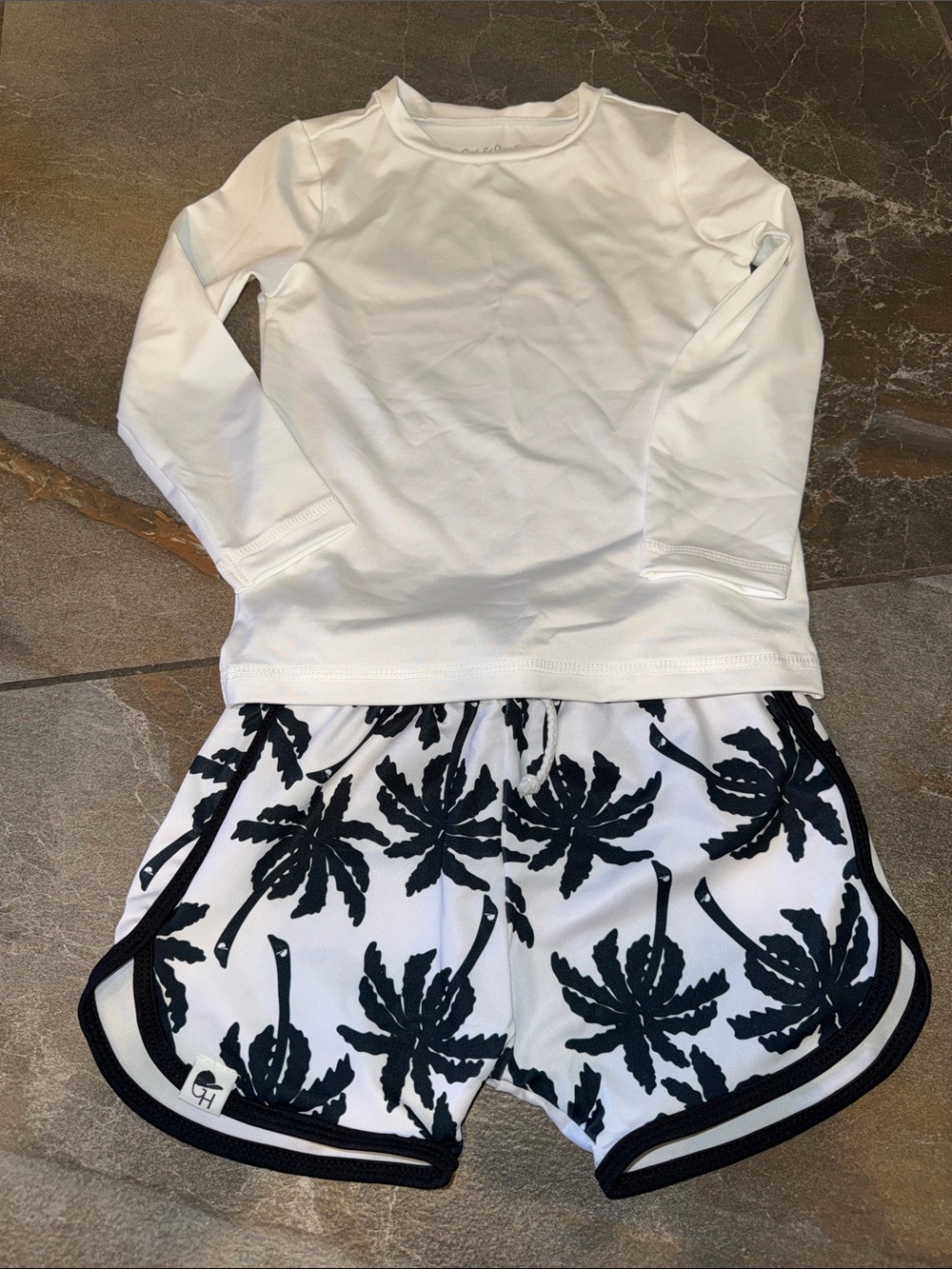 White Long-Sleeve Swim Top with Black Palm-bathing suit shorts boy size 3/4